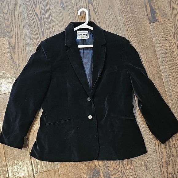 VINTAGE Milano Black Velvet Blazer - Picture 1 of 6